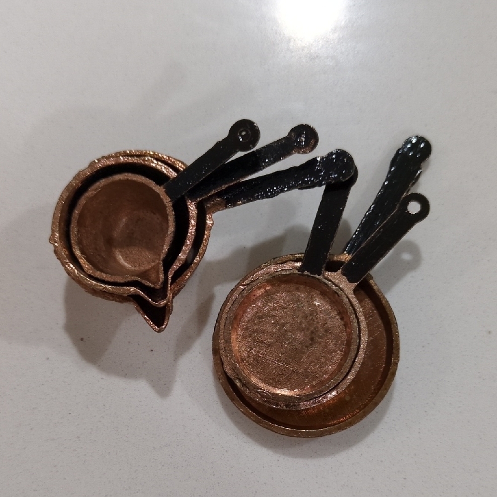 Copper Pot Set, For a Doll House Kitchen. - Picture 4 of 4
